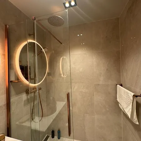 High End Stay, Location At Bislett, 2 Separate Bedrooms, Separate Kitchen And Livingroom *